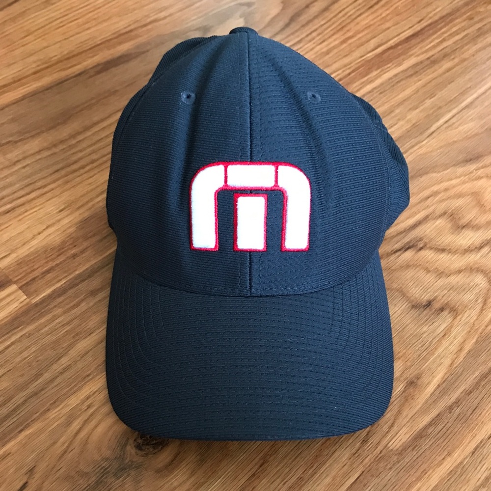 Travis Matthew hat, worn once, smoke free home